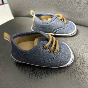 Baby boy denim shoes sz 9-12M brand new